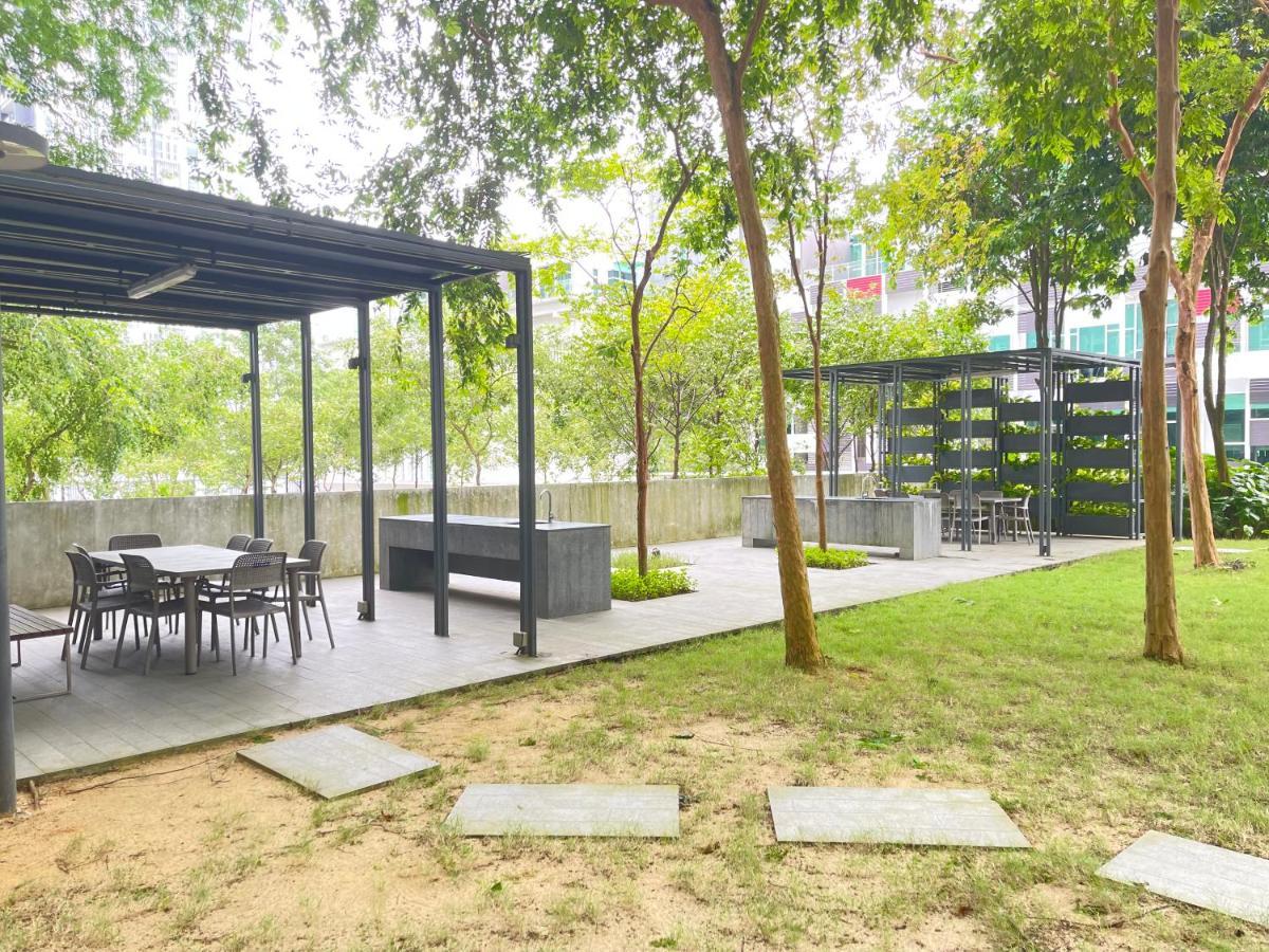 1Medini 1Bedroom Niceview By Wp Homestay Johor Bahru Esterno foto